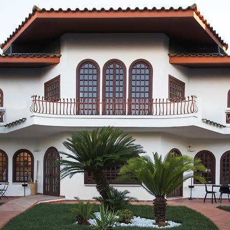 Mami Sabaudia Hotel מראה חיצוני תמונה
